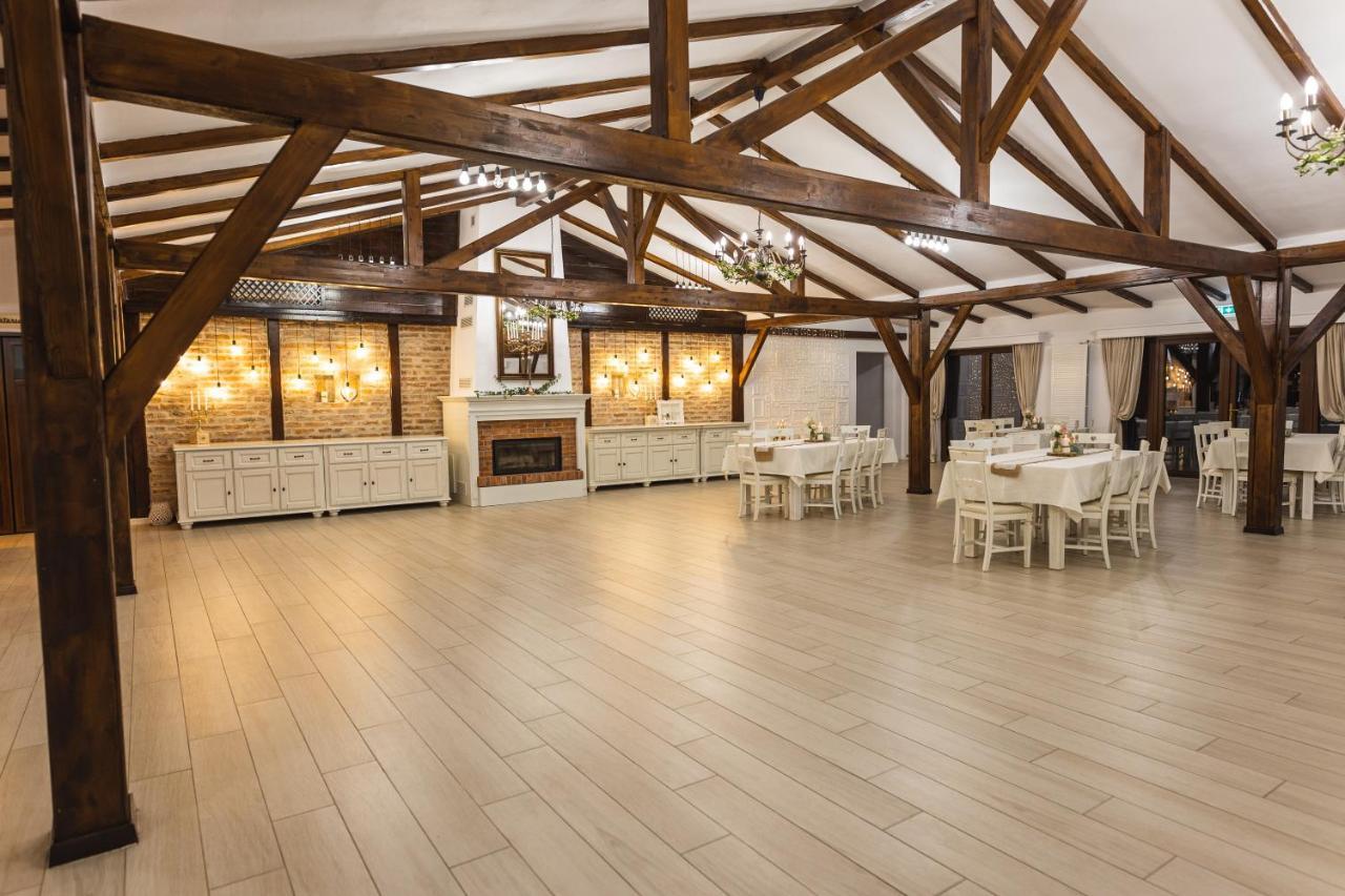 Casa Tirol Blaj Hotel Bagian luar foto