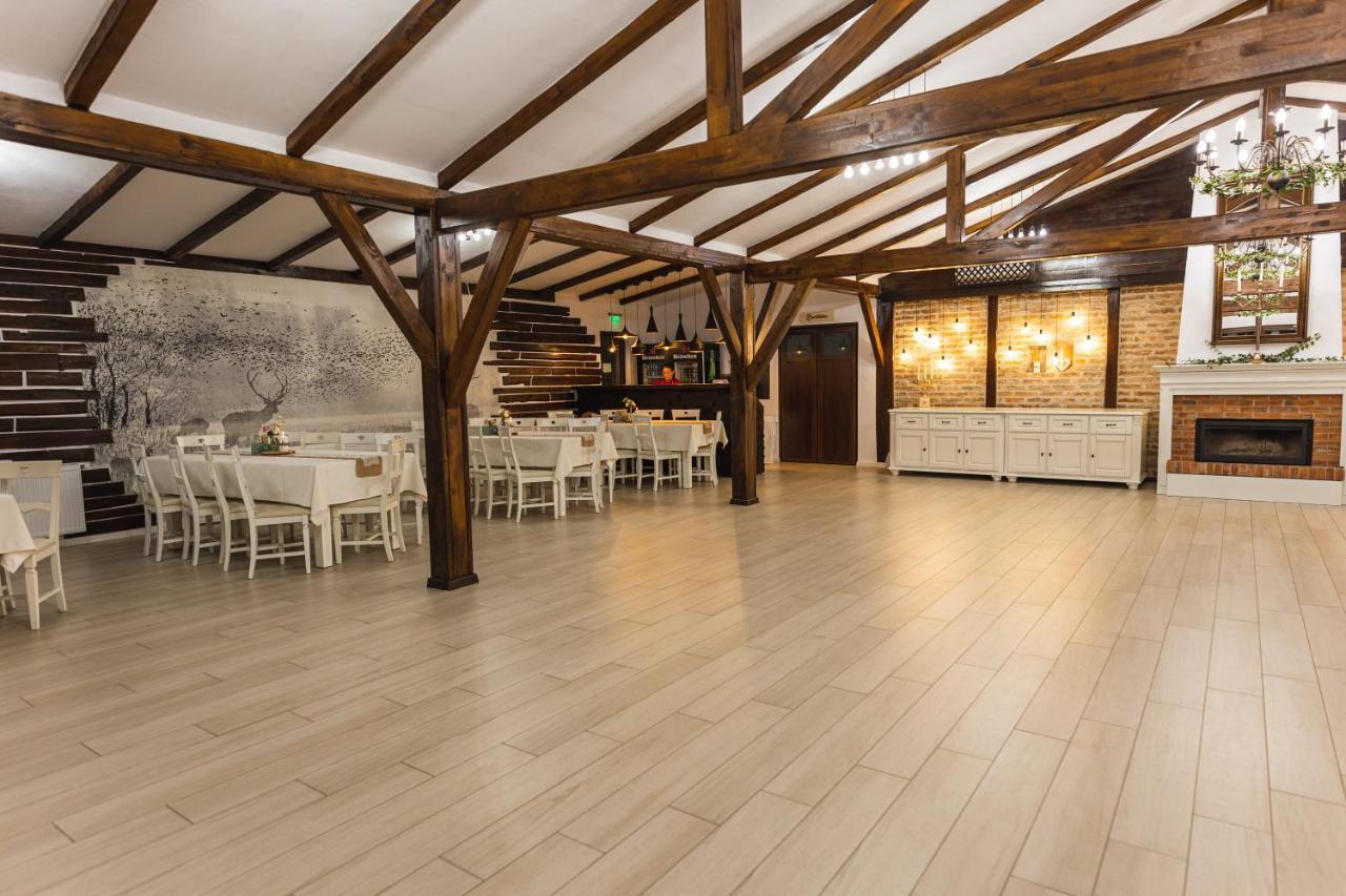 Casa Tirol Blaj Hotel Bagian luar foto