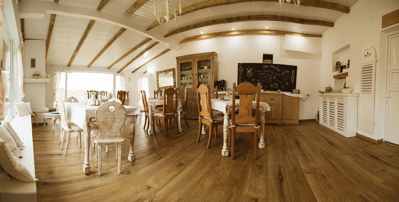 Casa Tirol Blaj Hotel Bagian luar foto