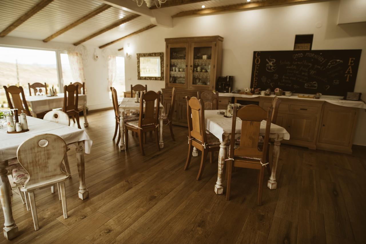 Casa Tirol Blaj Hotel Bagian luar foto